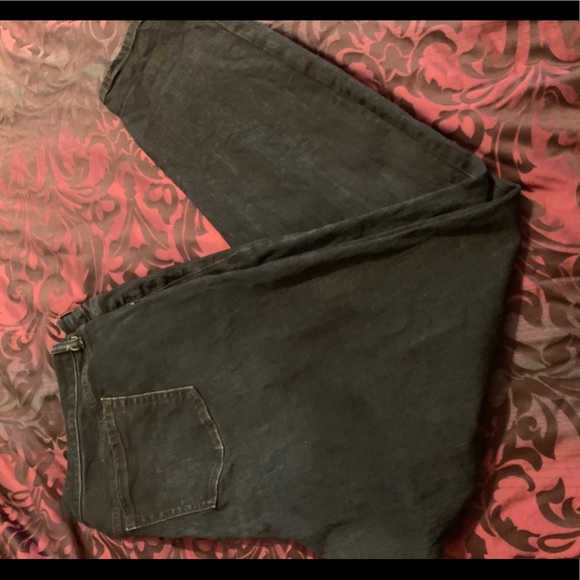 Torrid boyfriend jeans - Picture 2 of 3